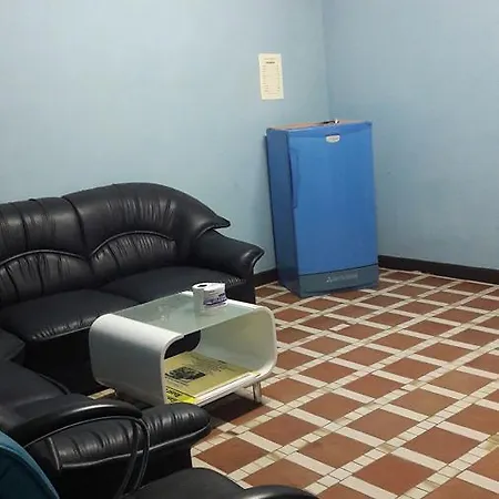 Simple Simon Hotel